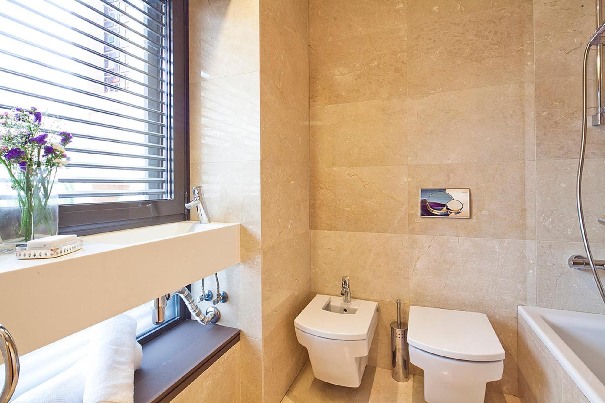 ברצלונה My Space Emirates - Splendid Apartment With Terrace And Pool Near Park Gueell מראה חיצוני תמונה